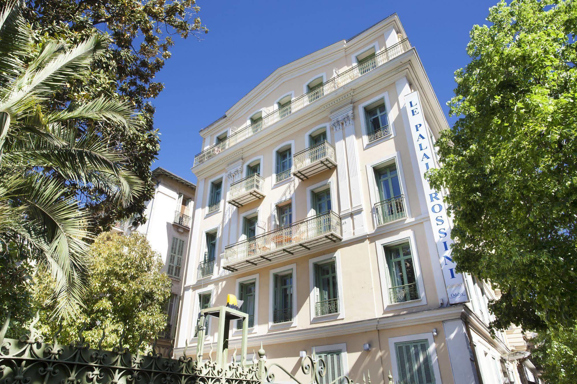 Aparthotel Odalys - Centre 2*